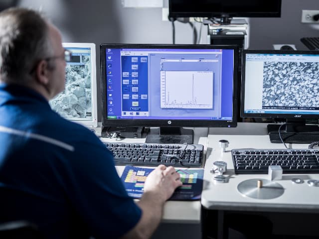 Energy-Dispersive-Spectrometry