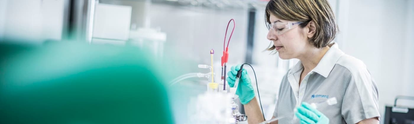 Medical device corrosion testing to ASTM f2129 by an expert at Element.