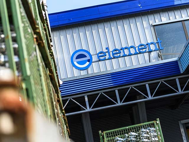 Liquid Penentrant Inspection at Element Altbach
